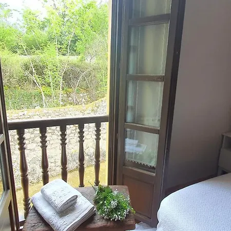 Casa Vacacional Guelu Parres de Llanes